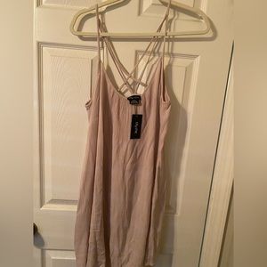 City chic tan/beige mini dress xs 14. Nwt